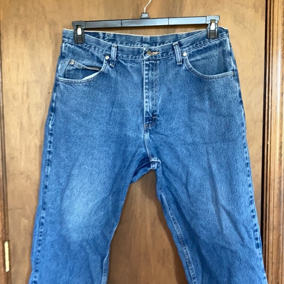 Wrangler Other - Wrangler relaxed fit jean 38x30 cotton denim